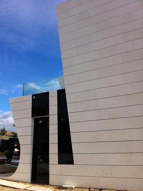 Nuevas imágenes de obra de una vivienda unifamiliar situada al noroeste de Madrid