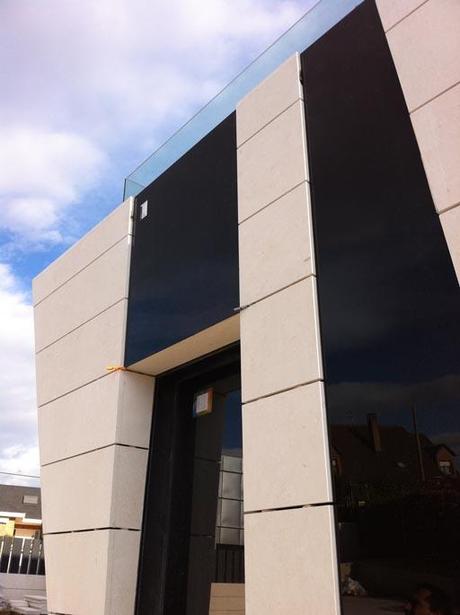 Nuevas imágenes de obra de una vivienda unifamiliar situada al noroeste de Madrid