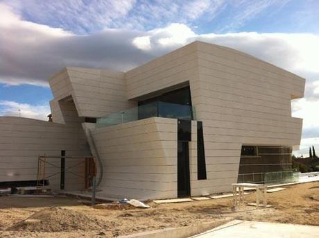 Nuevas imágenes de obra de una vivienda unifamiliar situada al noroeste de Madrid