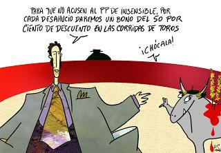 El PP, preso del pánico, da un paso atrás; la PAH, uno adelante.