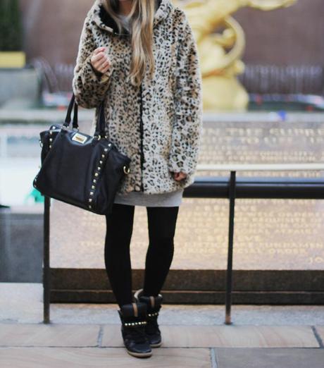 LEOPARD & SNEAKERS… IN NYC