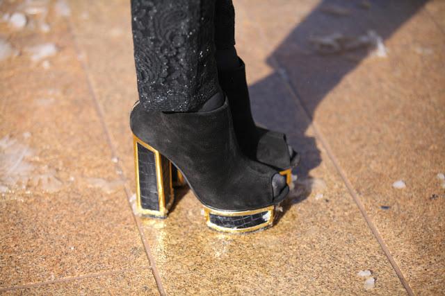 Shoe street Style NYFW