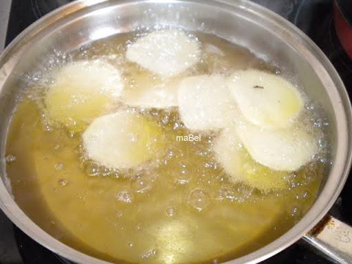 Patatas fritas souflee