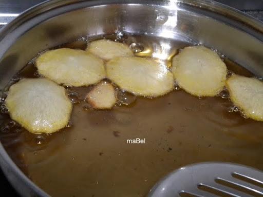 Patatas fritas souflee