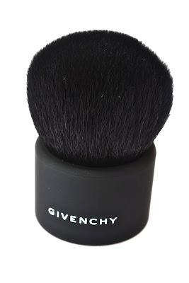 Brochas_imprescindibles_ObeBlog_kabuki_givenchy_01 