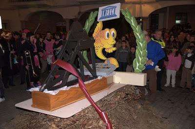 Fotografías del Entierro de la Sardina. Carnaval Almadén 2013