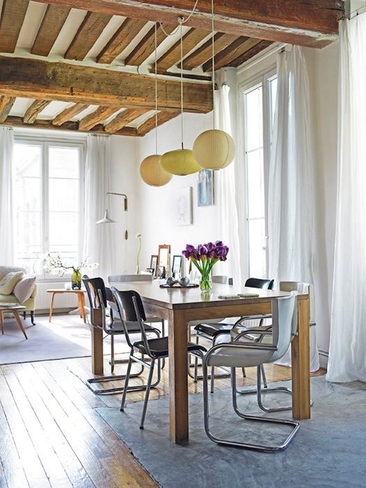 Un apartamento en Le Marais de París en tonos pastel