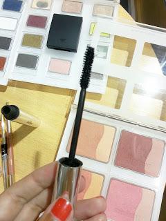 Hoy te presento, Sisley Paris