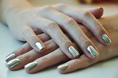 Tendencia: Chrome Nails