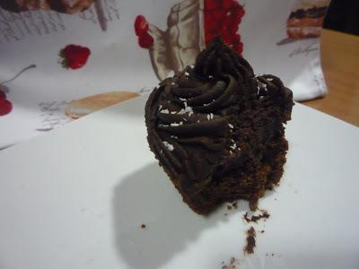 Tercera Semana: Cupcakes de Chocolate Negro (RETO: Objetivo Cupcake Perfecto)