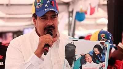 Hugo Chavez regresa a Venezuela