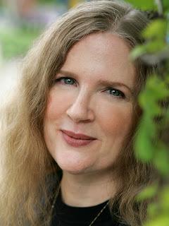 Conociendo a la autora: Suzanne Collins