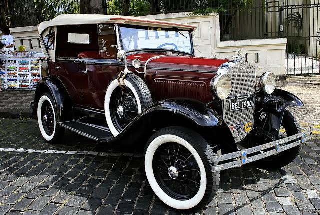 Coches clásicos, Feira do Largo da Ordem, Curitiba