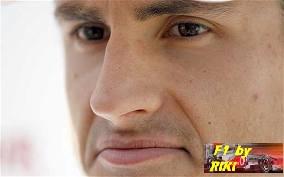 SUTIL Y BIANCHI PROBARAN EN BARCELONA - EL TEUTON AJUSTA SU ASIENTO