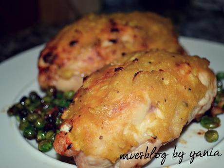 Pechugas de pollo rellenas de manzana y queso