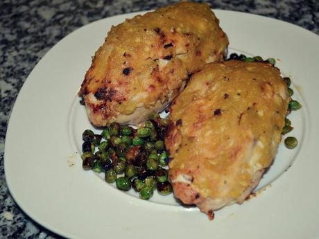 Pechugas de pollo rellenas de manzana y queso