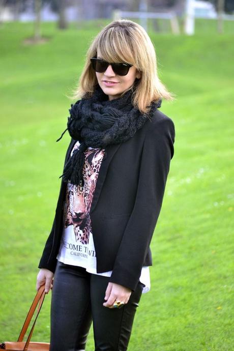 Outfit Low Cost: Blazer and Converse