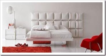 Decoración en blanco con pinceladas de color