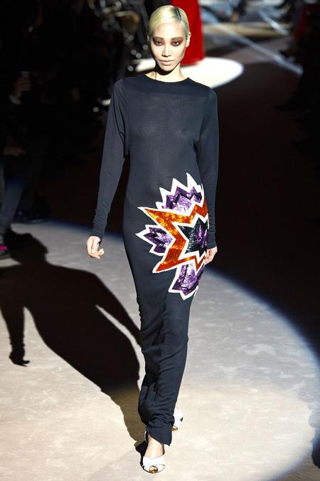 PRET A PORTER DESFILE TOM FORD LONDRES O/I 2013/14