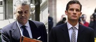 Dos personajes abyectos que tienen a Rajoy y al Rey cogidos por los testículos.
