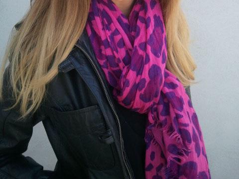 Analizando mi estilismo en azul y negro