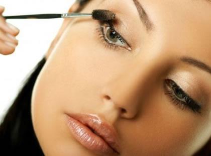 Tips para no lucir más vieja al maquillarte