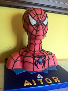 Tarta fondant Spiderman en 3D