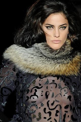 Desfiles: 2ª Jornada en MBFWM ( II )