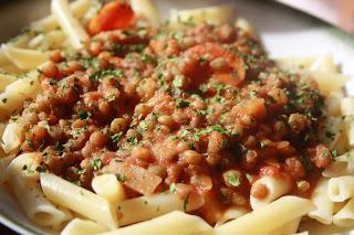 pasta con lentejas / Linsen-Pasta