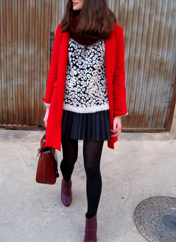 ReD COaT