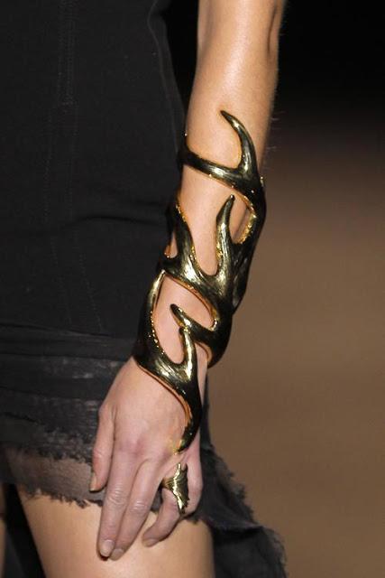 ARISTOCRAZY ARISTOCRAZY