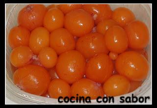 Huevos de gallina sin cáscara (Ouets de gallina)