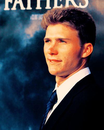 Scott Eastwood, la saga continúa