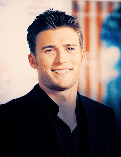 Scott Eastwood, la saga continúa
