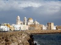 Cádiz: monumentos, tapas y copas