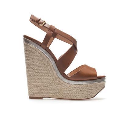 sandalias-de-cuña-zara