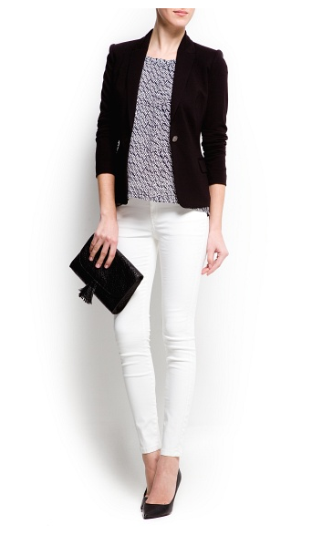 Captura de pantalla 2013 02 21 a las 22.40.28 La compra de la semana: blazer negra 