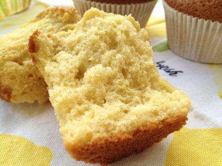 Buen finde Magdalenas trucos para hacer magdalenas recetas fáciles españolas recetas delikatissen recetas de magdalenas con copete recetas de magdalenas caseras recetas con aceite de oliva virgen extra receta magdalenas esponjosas receta desayuno magdalenas receta adaptada xavier barriga magdalenas postres y dulces delikatissen postres fáciles y sanos para merienda y desayuno postres españoles y dulces magdalenas xavier barriga magdalenas de textura esponjosa receta fácil magdalenas de limón desayunos caseros blog repostería blog recetas postres