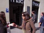 FNAC llena las calles de manzanas