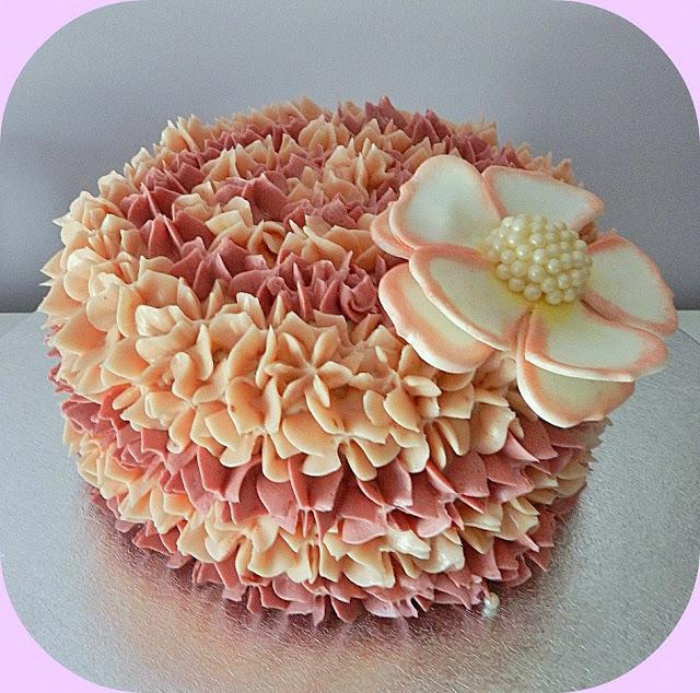 Layer cake de frambuesas y nata