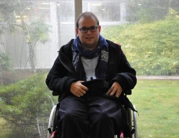 Senén Álvarez Jalda, joven universitario vigués de 22 años, pide ayuda solidaria. Senén Álvarez Jalda.