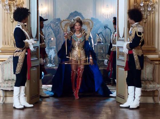 Beyonce se convierte en una reina en el avance de su gira mundial Mrs. Carter (VIDEO)