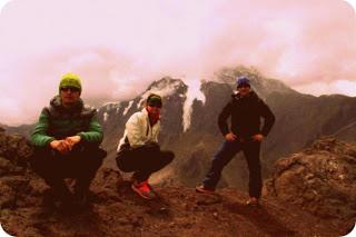 MONTAÑISTAS NACIONALES ASCENDERÁN A 4.595 METROS DE ALTURA EN UNA TRAVESÍA QUE INCLUIRÁ CICLISMO Y ESCALADA