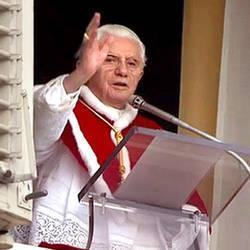 Retransmisión en directo del último Angelus de Benedicto XVI
