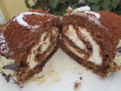 Tiramisú (tarta o brazo gitano)