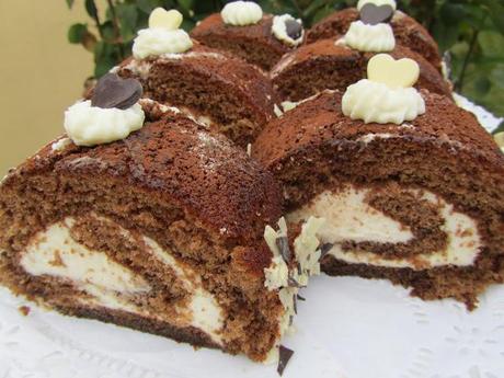 Tiramisú (tarta o brazo gitano)