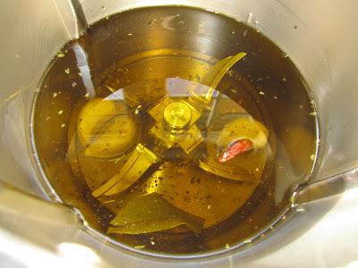 Chorizos confitados en conserva