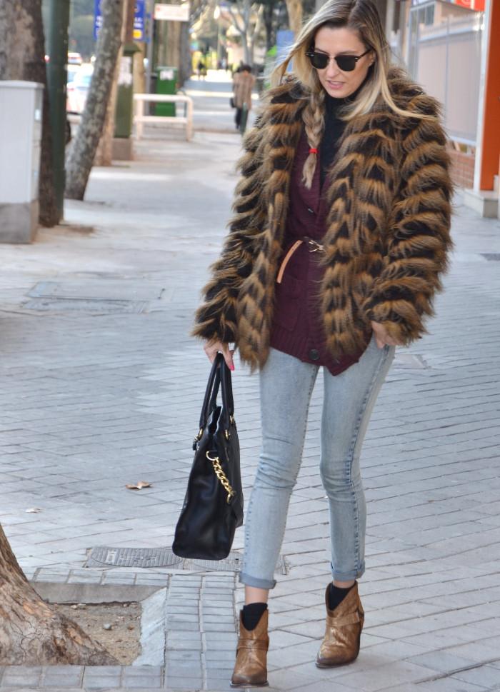 It's being so cold... New outfit!