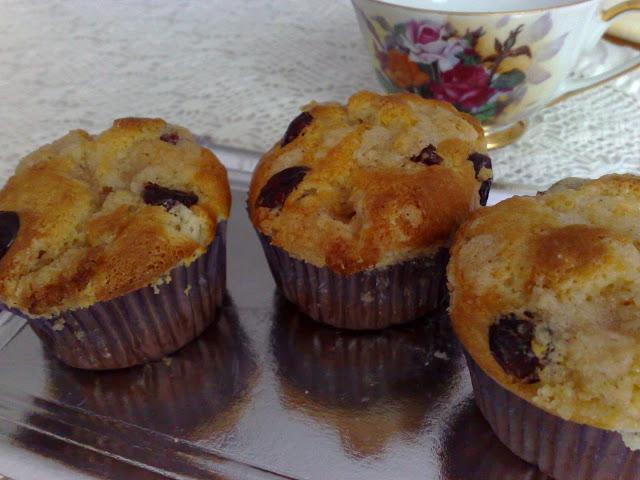 cranberries cheese muffins