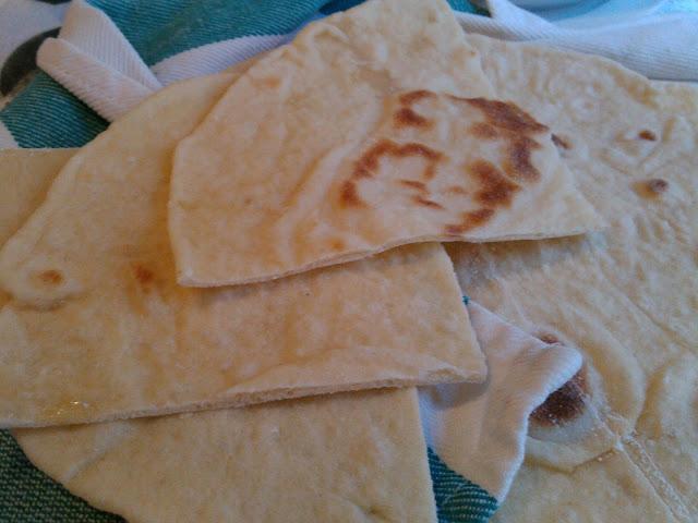 pan lavash.....y baba ganoush para dipear!